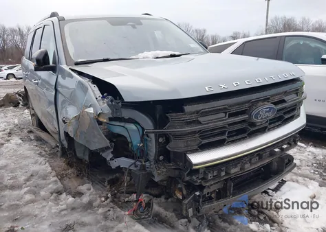 2025 Ford Expedition Platinum from USA, damaged, VIN 1FMJU1M81SEA32262